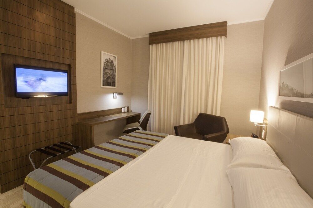 Hotel Agisol Марілія Екстер'єр фото
